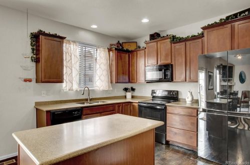 24364 4th Dr, Aurora CO  80018-1593 exterior