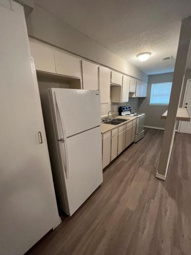 5406 Helmick Ave, Fort Worth TX  76107-7400 exterior