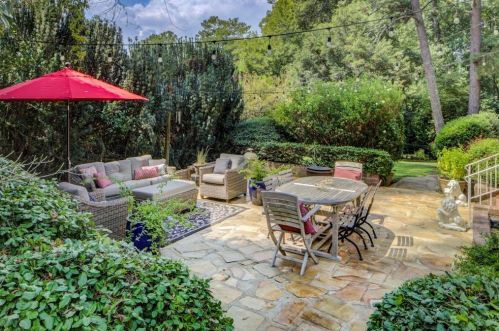 2 Emma Ln, Atlanta GA  30342-3836 exterior