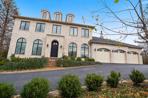 14825 131st St, Lemont IL  60439-7444 exterior