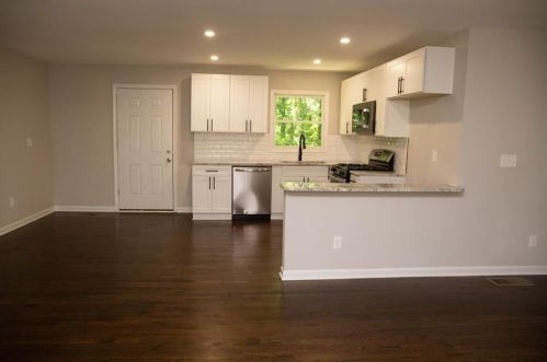 3510 Fairlane Ct, Atlanta, GA 30331-1512