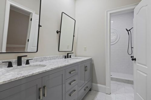110 Hemmingwood Way, Atlanta GA  30350-4331 exterior