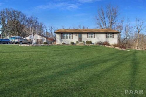 4715 Middle Rd, Peoria IL  61605-1057 exterior