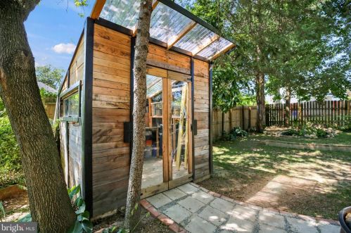 3303 Janet Rd, Silver Spring MD 20906-4354 exterior