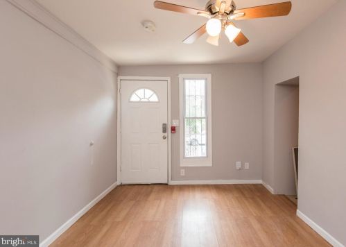 2501 Carpenter St, Philadelphia, PA 19146-3907