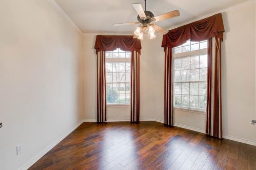 8301 Thorndyke Dr, Fort Worth TX  76182-8632 exterior