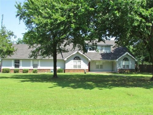 5840 8th St, Muskogee, OK 74403-7947