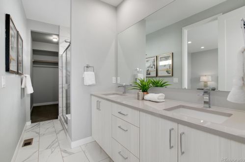 3237 Bannock St, Englewood CO  80110-2417 exterior