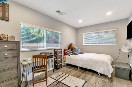 1980 Gilardy Dr, Concord CA  94518-3214 exterior