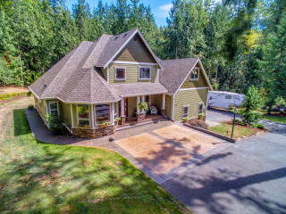 5920 Cedarsong Ln, Bellingham, WA 98226-7591