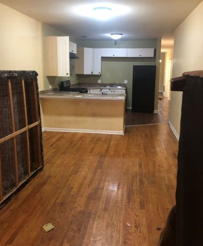 324 Hamlin Ave, Chicago, IL 60624-1818