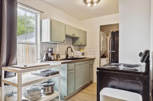 3821 Mercury St, Fort Worth TX  76111-5142 exterior