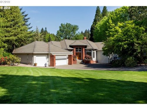 15851 Eilers Rd, Aurora, OR 97002-8508