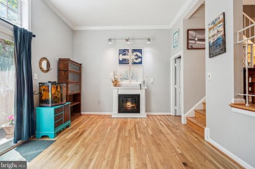 5269 Bradgen Ct, Springfield VA  22151-3524 exterior