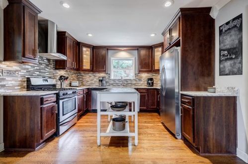 1903 Forest Green Dr, Atlanta GA  30329-2604 exterior