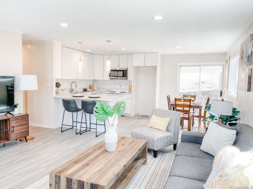 92377 Waiomea St, Kapolei, HI 96707-1621