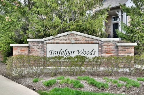 8536 Grove St, Morton Grove, IL 60053-2288