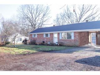 602 Wilba Rd, Mebane, NC 27302-2126
