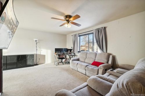 3103 Zion St, Aurora CO  80011-2207 exterior