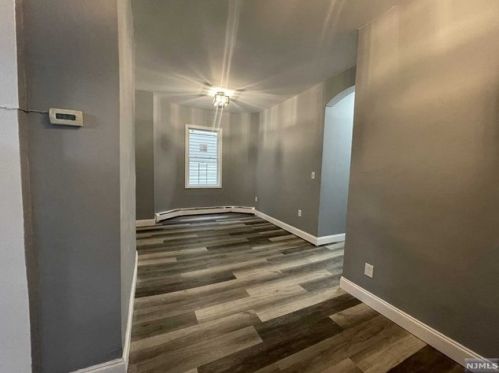 428 River St, Paterson NJ  07524-1918 exterior