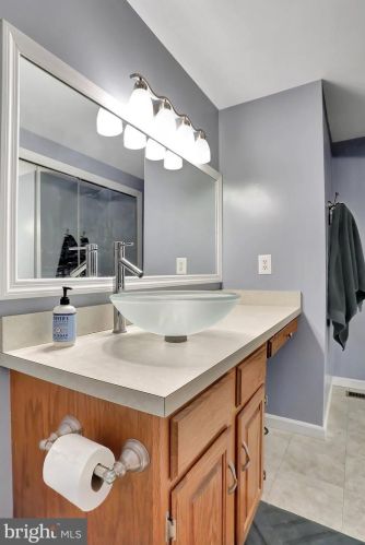 164 Ashley Dr, Shepherdstown WV  25443-4617 exterior