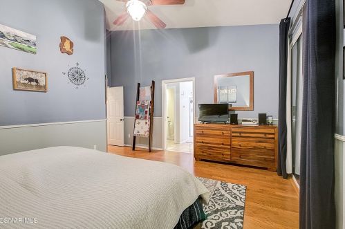 1267 Fitzgerald Rd, Simi Valley CA 93065-4480 exterior