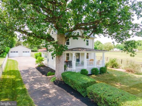 511 11th St, Purcellville, VA 20132-3386