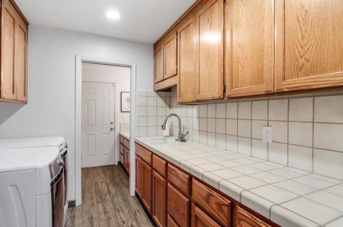 2665 Hawkeye Ave, Turlock CA  95380-2950 exterior