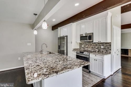 917 Northwest Dr, Silver Spring MD  20901-1435 exterior