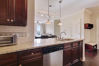 901 Abernathy Rd, Atlanta GA  30328-2562 exterior