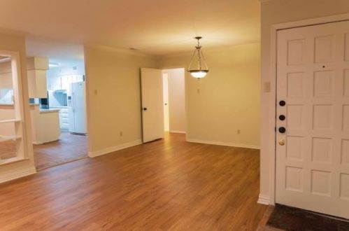 9817 Crest Meadow Dr, Dallas TX  75230-5330 exterior