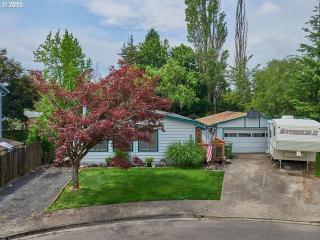 813 Zoe Ct, Newberg, OR 97132-1044