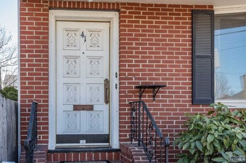 41 Garden St, Ridgefield Park, NJ 07660-1916