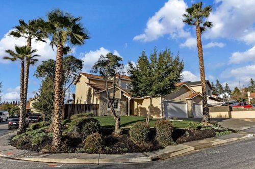 3521 Darknell Ct, San Jose, CA 95148-2242
