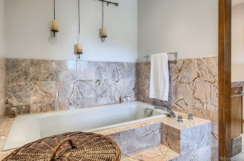 1870 Macom Dr, Deckers CO 80135-8721 exterior