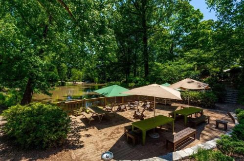 517 Hascall Rd, Atlanta GA  30309-2227 exterior