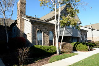 23 Foxcroft Rd, Naperville IL  60565-2361 exterior