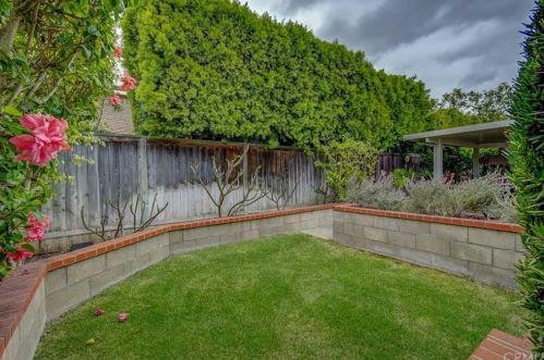 7 Deer Spg, Irvine CA  92604-3011 exterior