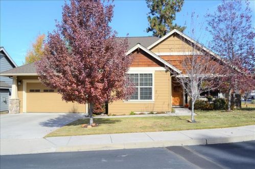 19532 Pond Meadow Ave, Bend, OR 97702-3324