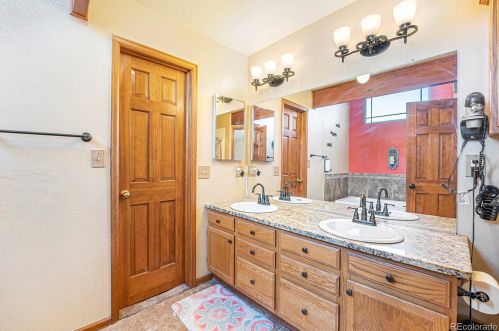 11992 56th Cir, Arvada CO  80002-1410 exterior