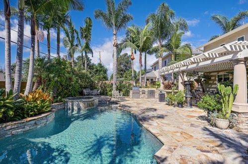 13051 Bow Pl, Santa Ana, CA 92705-2046