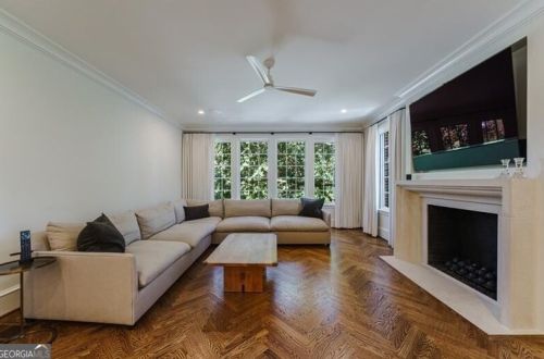 3180 Arden Rd, Atlanta GA  30305-1912 exterior