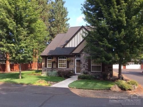902 Timber Pne Dr, Black Butte Ranch OR  97759-9016 exterior