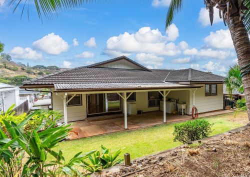 1364 Ala Hoku Pl, Honolulu HI  96819-1429 exterior