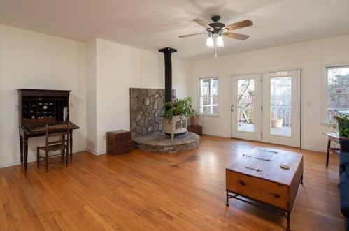 835 Sleepy Hollow Rd, Dahlonega, GA 30533-8703