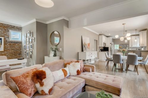 958 Madison St, Denver CO  80206-4052 exterior