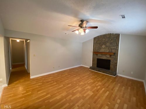 95 Rosewood Dr, Mcdonough GA  30253-5445 exterior
