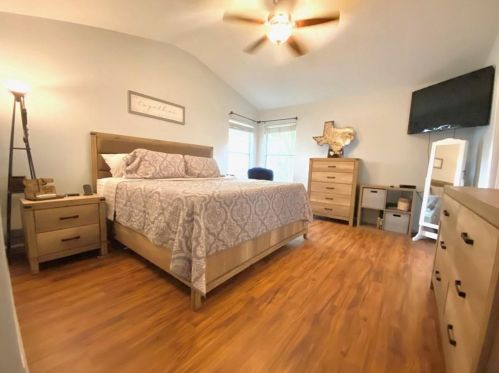 5781 Mcnaughton, Uhland TX 78640-9257 exterior