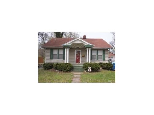 2410 Maxey St, Alton, IL 62002-4655