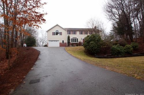 49 Brookside Ln, North Windham, CT 06250-1109